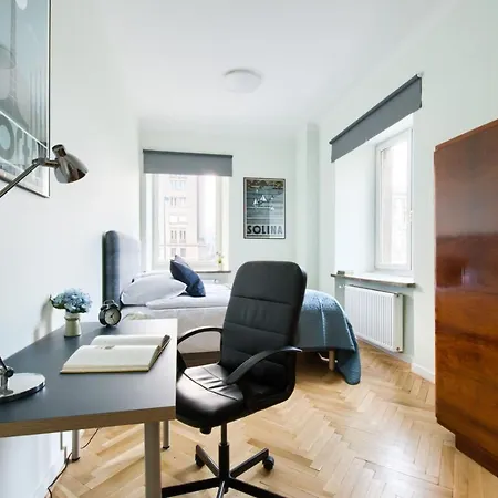 Srodmiescie Marszalkowska * Warsaw