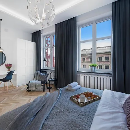 Srodmiescie Marszalkowska Warsaw